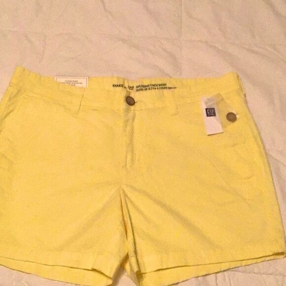 GIRLFRIEND KHAKIS BY GAP BRIGHT SUNFLOWER YELLOW SHORTS 6 NWT - Picture 12 of 13
